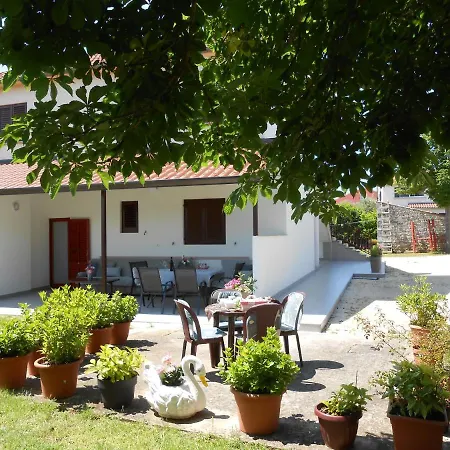 Apartment Mirela