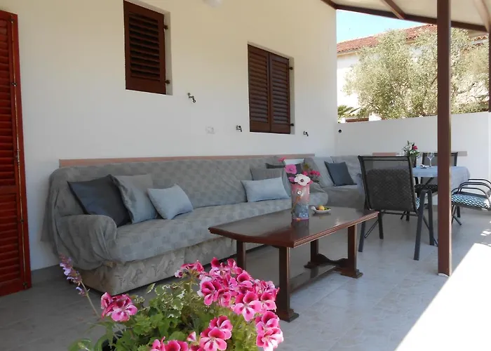 아파트 Mirela 로비니