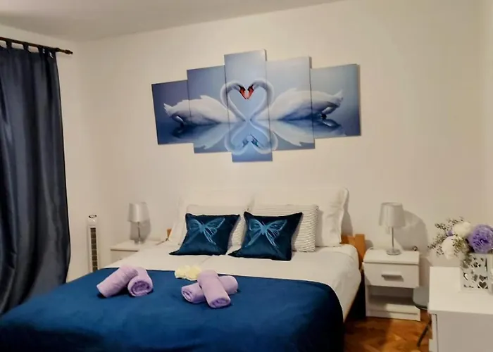 Mirela Apartamento *